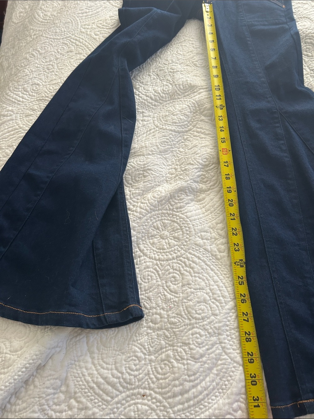 Anthropologie Pilcro Indigo Puddle Mid-Rise Flare Jeans with Contrast Stitching - Picture 14 of 14
